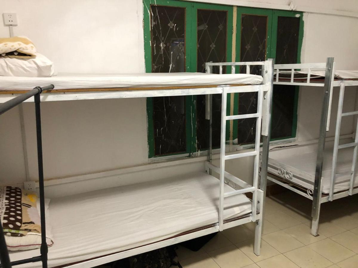 Vernice Backpacker Hostel 万象 外观 照片